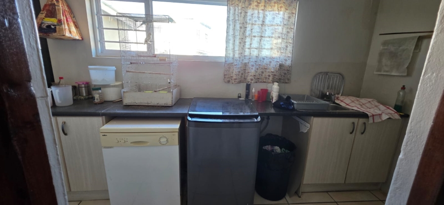3 Bedroom Property for Sale in Sandbaai Western Cape